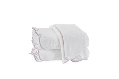 Suzie Scalloped Bath Towels