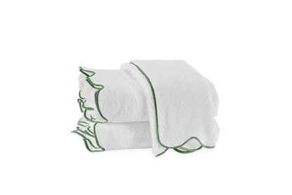 Suzie Scalloped Bath Towels